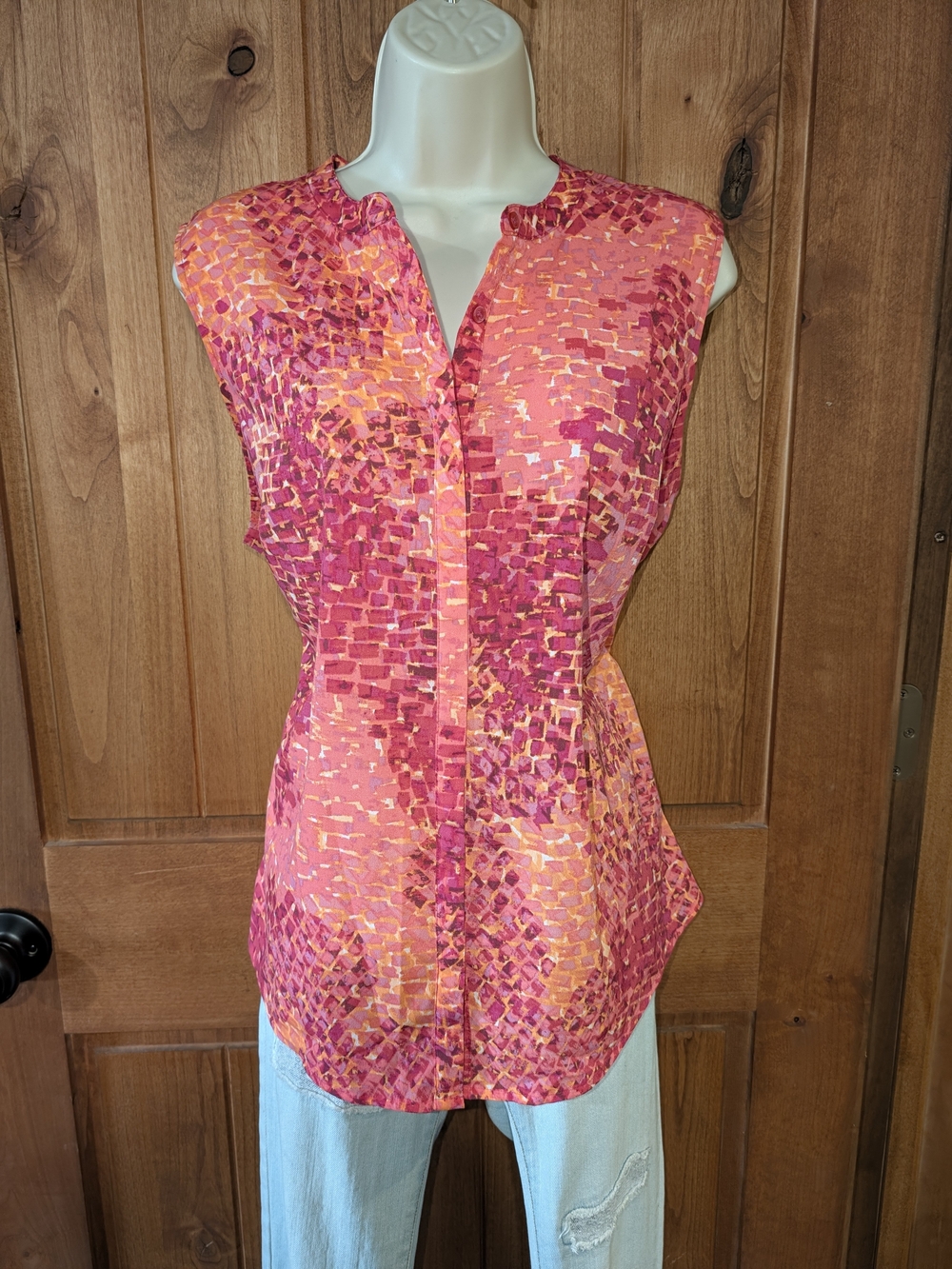 Apt. 9 Coral and Pink Sleeveless Button-Front Blouse